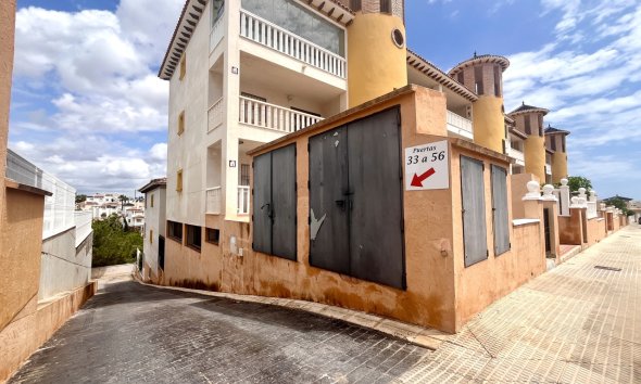 Resale - Apartment - Orihuela Costa - Cabo Roig