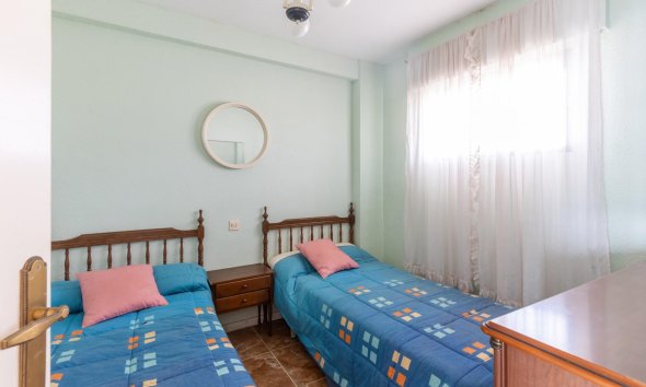 Resale - Apartment - Torrevieja - Cabo cervera