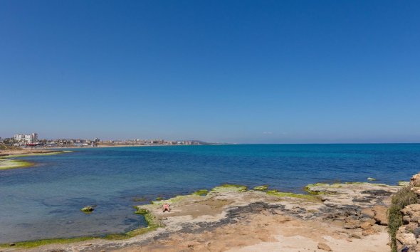 Resale - Apartment - Torrevieja - Cabo cervera