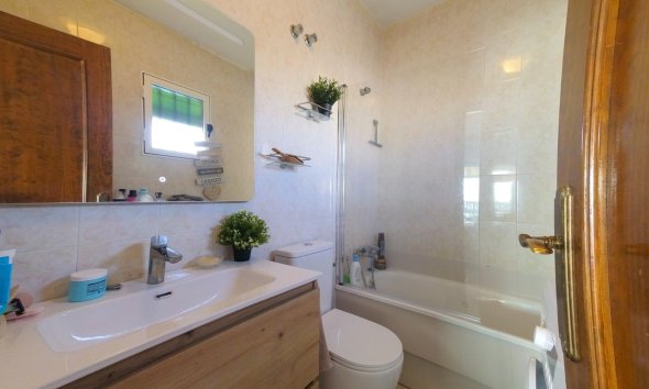 Resale - Apartment - Torrevieja - Torreblanca