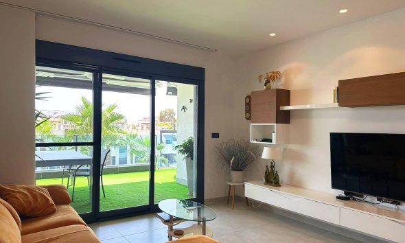 Resale - Apartment - Guardamar del Segura - El Raso