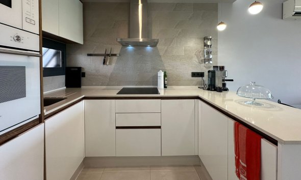 Resale - Apartment - Guardamar del Segura - El Raso