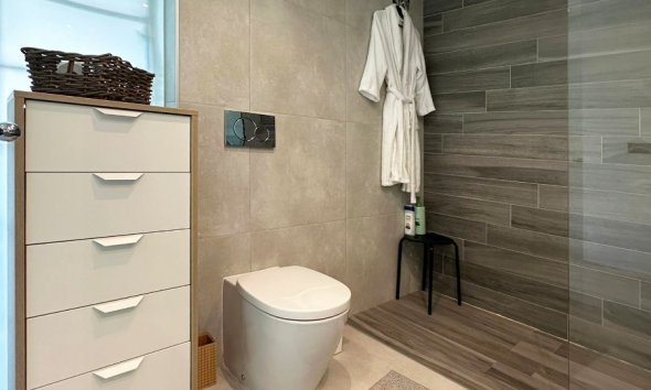 Resale - Apartment - Guardamar del Segura - El Raso