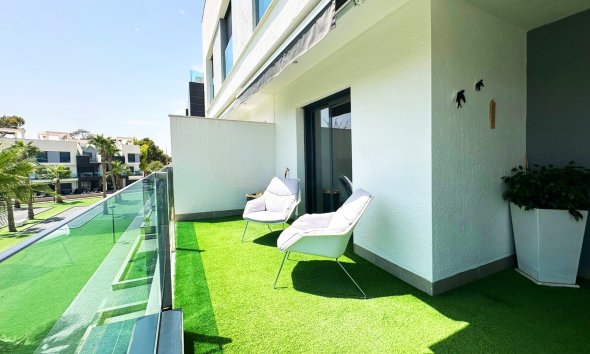 Resale - Apartment - Guardamar del Segura - El Raso