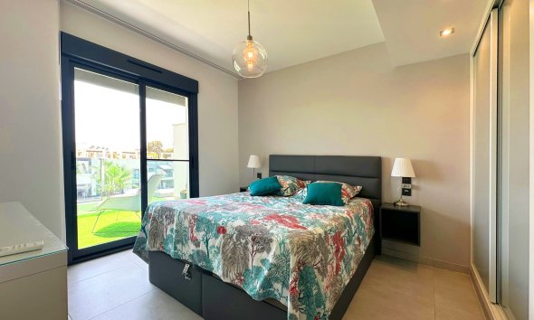 Resale - Apartment - Guardamar del Segura - El Raso