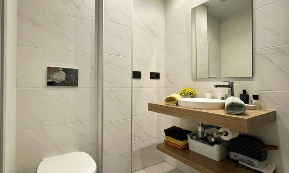 Resale - Apartment - Guardamar del Segura - El Raso