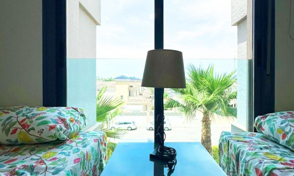 Resale - Apartment - Guardamar del Segura - El Raso