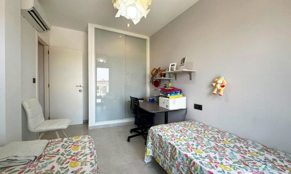 Resale - Apartment - Guardamar del Segura - El Raso