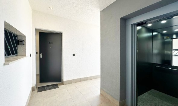 Resale - Apartment - Guardamar del Segura - El Raso