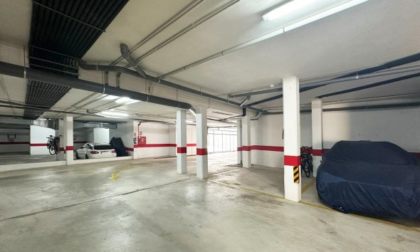 Resale - Apartment - Guardamar del Segura - El Raso