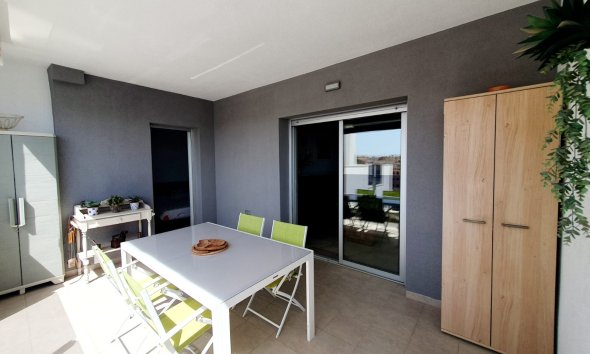 Resale - Apartment - Orihuela Costa - Villamartín-Las Filipinas