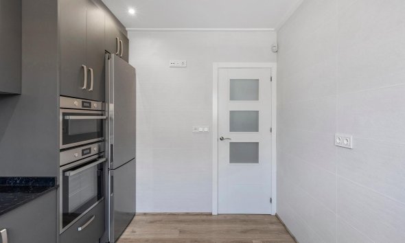 Resale - Villa - Torrevieja - Aguas Nuevas