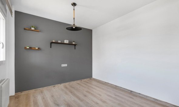 Resale - Villa - Torrevieja - Aguas Nuevas