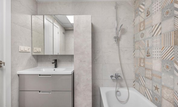 Resale - Villa - Torrevieja - Aguas Nuevas