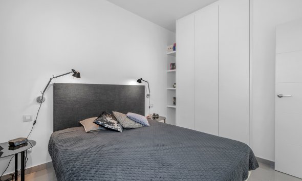 Resale - Villa - Guardamar del Segura - Guardamar Del Segura