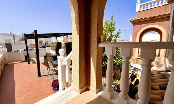 Resale - Terraced house / Townhouse - Avileses
