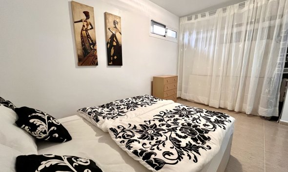 Resale - Terraced house / Townhouse - Avileses