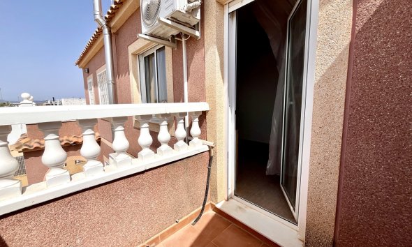 Resale - Terraced house / Townhouse - Avileses