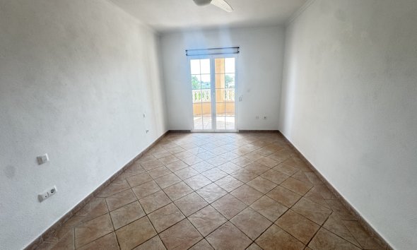 Resale - Villa - San Miguel de Salinas