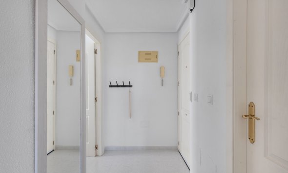 Resale - Apartment - Torrevieja - Torreblanca