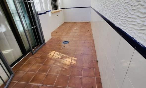 Resale - Terraced house / Townhouse - San Miguel de Salinas