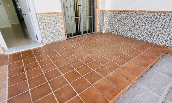 Resale - Terraced house / Townhouse - San Miguel de Salinas