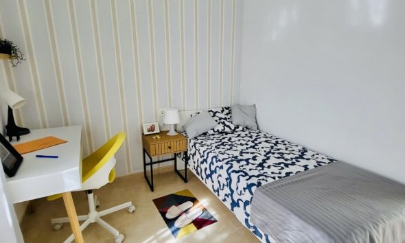 Resale - Terraced house / Townhouse - San Miguel de Salinas