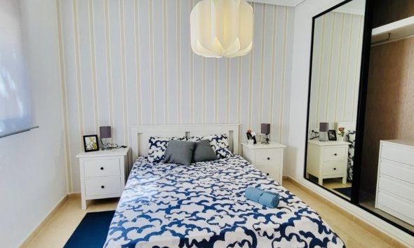 Resale - Terraced house / Townhouse - San Miguel de Salinas