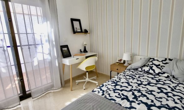 Resale - Terraced house / Townhouse - San Miguel de Salinas