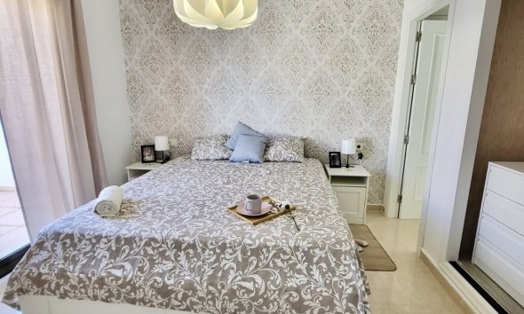 Resale - Terraced house / Townhouse - San Miguel de Salinas