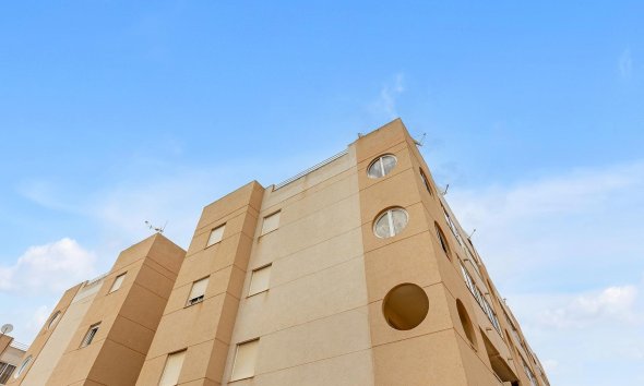 Resale - Apartment - Torrevieja - San luis