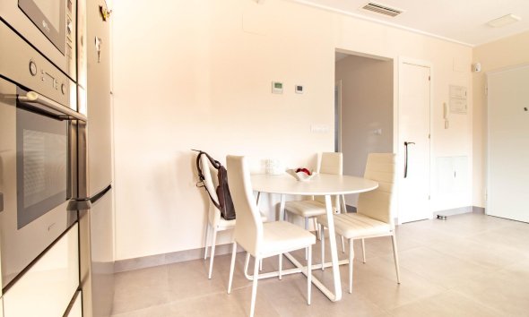 Resale - Bungalow - Torrevieja - Punta prima