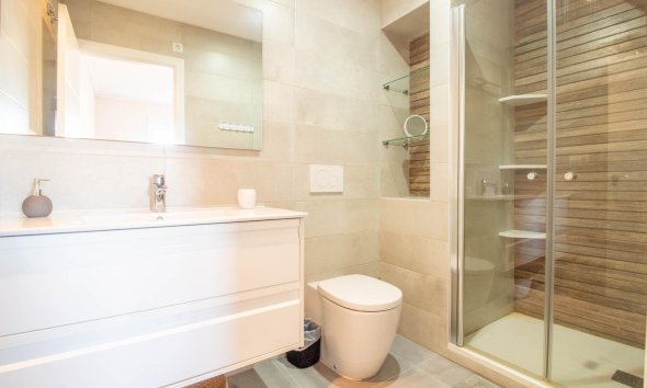 Resale - Bungalow - Torrevieja - Punta prima