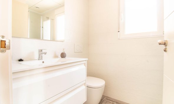 Resale - Bungalow - Torrevieja - Punta prima