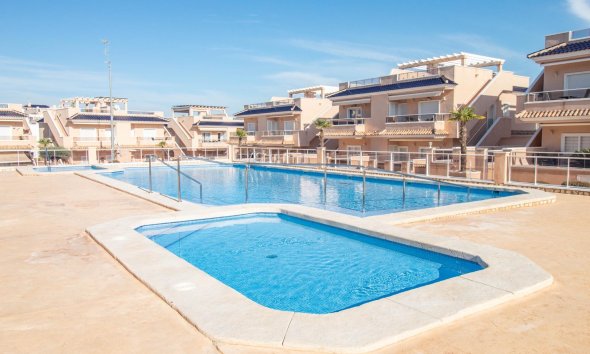 Resale - Bungalow - Torrevieja - Punta prima