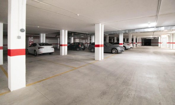 Resale - Bungalow - Torrevieja - Punta prima