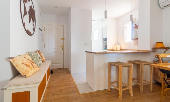 Resale - Apartment - Torrevieja - La veleta