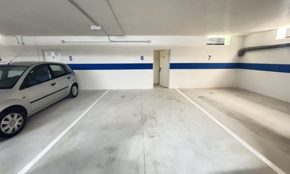 Resale - Apartment - Orihuela Costa - Villamartin