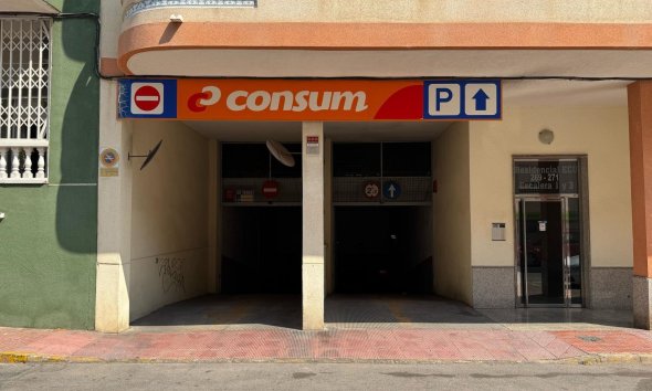 Resale - garage - Torrevieja - Centro