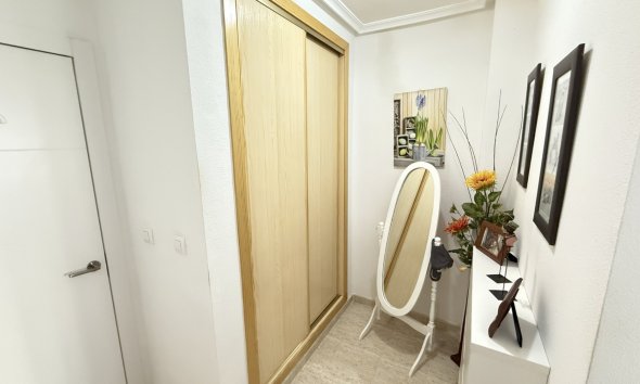 Resale - Apartment - Orihuela Costa - La Zenia