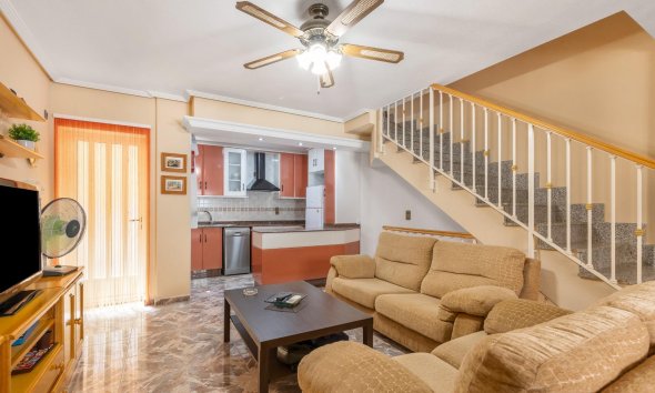 Resale - Duplex / Two-storey apartment - Los Alcazares - Centro