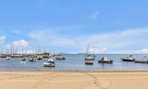 Resale - Duplex / Two-storey apartment - Los Alcazares - Centro