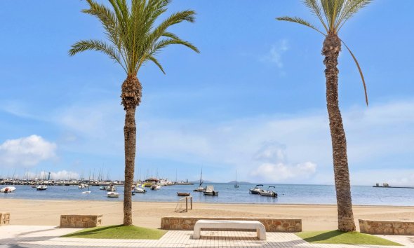 Resale - Duplex / Two-storey apartment - Los Alcazares - Centro