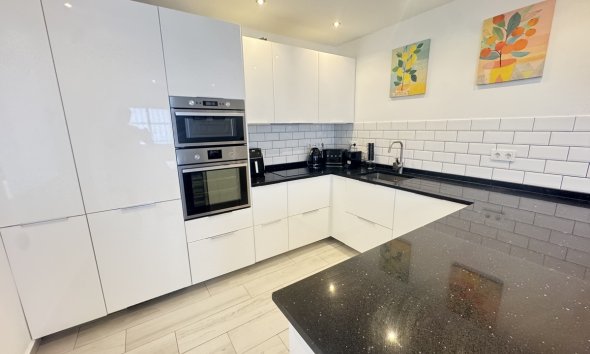 Resale - Villa - Orihuela Costa - Blue Lagoon