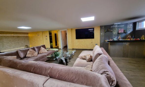 Resale - Villa - Torrevieja - La Mata