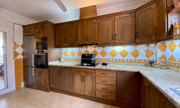 Resale - Villa - Algorfa - Lomas De La Juliana