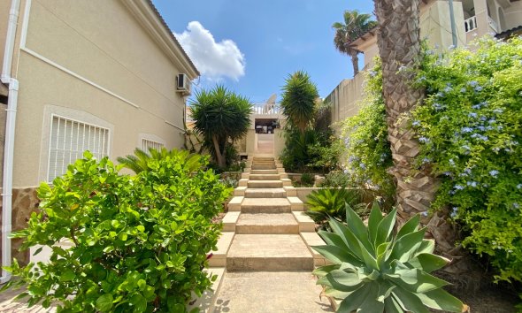 Resale - Villa - Algorfa - Lomas De La Juliana
