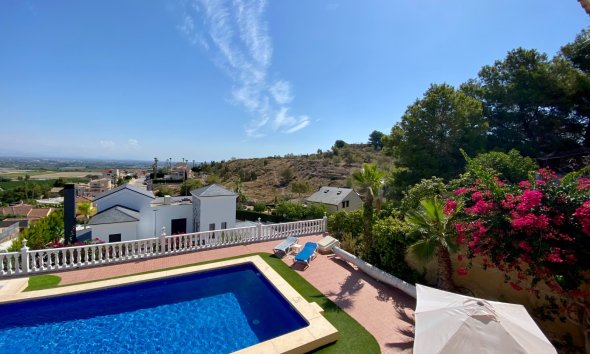 Resale - Villa - Algorfa - Lomas De La Juliana
