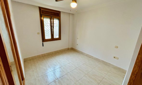 Resale - Apartment - Guardamar del Segura - Guardamar