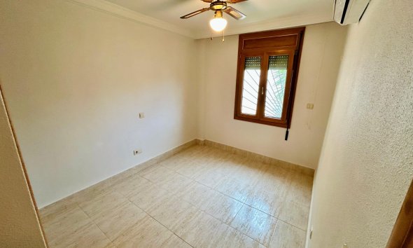 Resale - Apartment - Guardamar del Segura - Guardamar